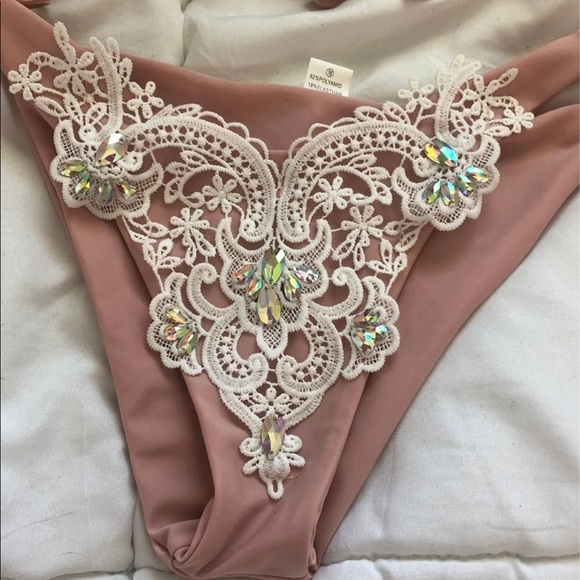 Crystal Mesh Bikini - Picture 2 of 9